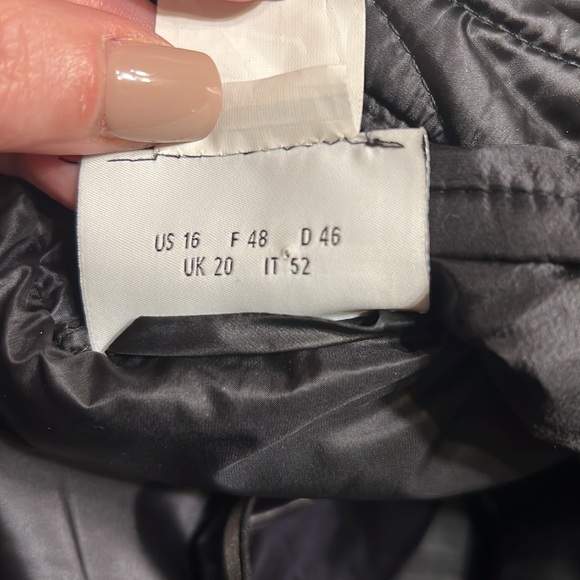 AKRIS Parka - Picture 7 of 7